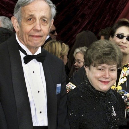 john-nash-hanh-trinh-phi-thuong-cua-mot-bo-oc-thien-tai-va-nhung-bi-an-chua-co-loi-giai-truyenchuhay-vn-1-3